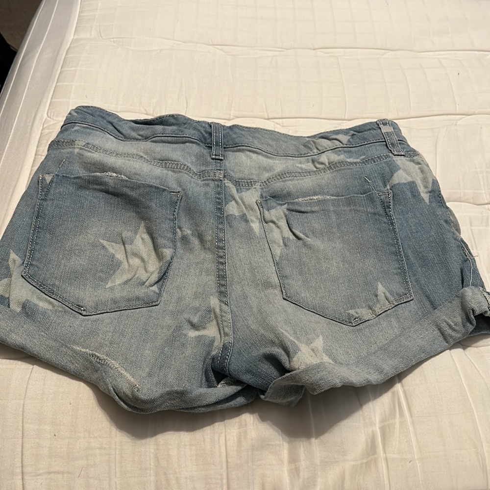 High Rise Shorts - Picture 2 of 4